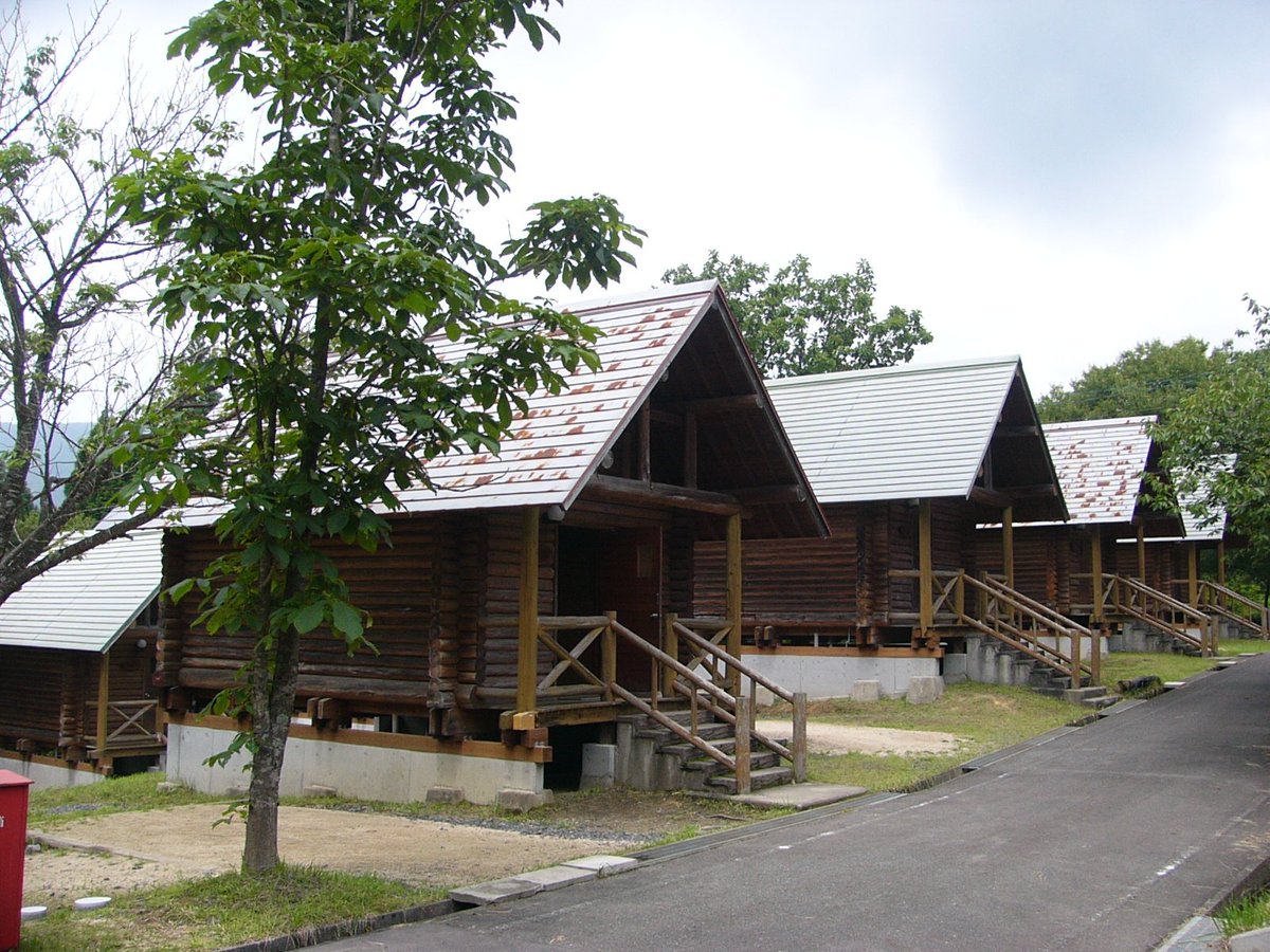 のとろ原キャンプ場 令和1年7月17日 水 11 35 天気 薄曇り 気温 23 6 湿度 81 お知らせ 7月日 土 バンガローのキャンセルが4棟ありました 寝具類 食器類 調理器具の備え付けはございません ご希望の方はご連絡お待ちしております T