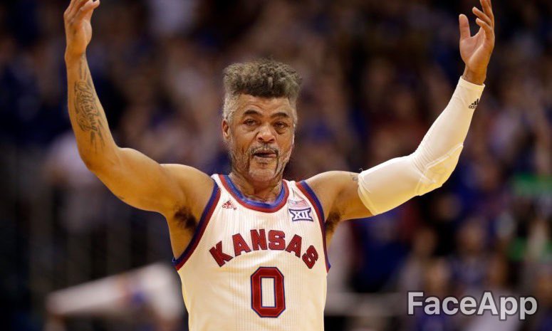RRinehart2012's tweet photo. Some old Jayhawk legends https://t.co/shbWnn5oNE
