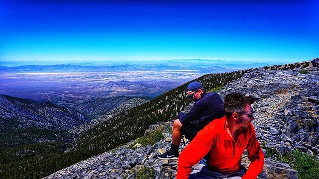 PetBeaconLA's tweet photo. ✌.
.
.
.
.
.
.
.
.
.
.
.
.
.
#hike #hikecatalina #hike11 #hikemorocco #hikevanisle #hikedmidstfalls #hikesnobs #hikemtcharleston #hikethemountaintrails #hikeordie #hikersuk #hikepalmdesert #hikertherapy #hikeyosemite #hiketown #hikeeverydamnday #hike4lyme #hikealabama #hiket… https://t.co/oZJyzEExWQ