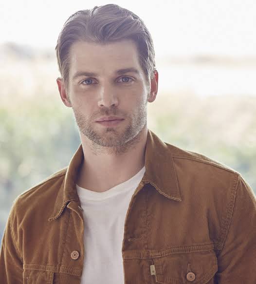 Happy birthday Mike Vogel(Hollywood Actor) 17 July 1979
age 40 years  
