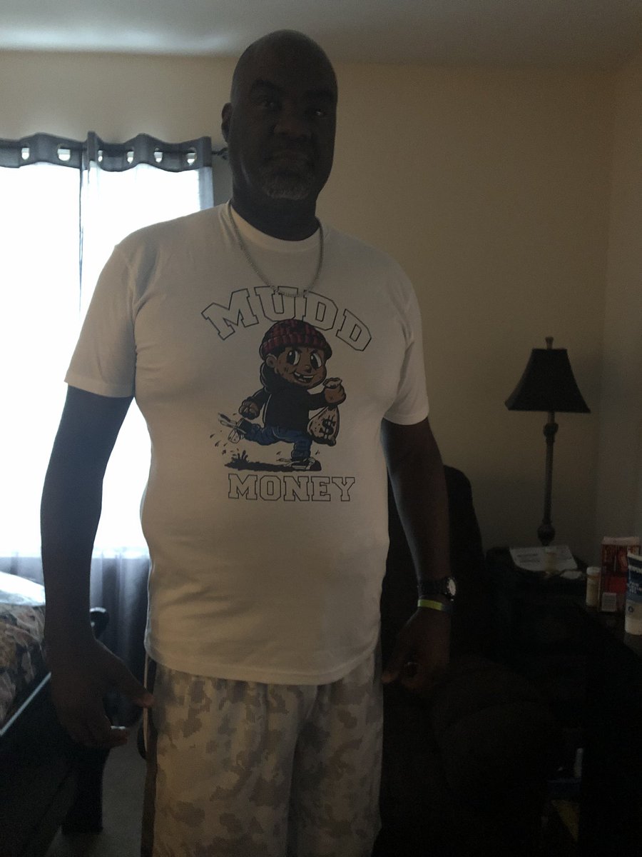 DelwynCoach's tweet photo. My Boy doing his thing go holla at him MUDDMONEY  clothing line this just the beginning @muddmoneyceo hit him up!!!! https://t.co/BYGo6GJYnL