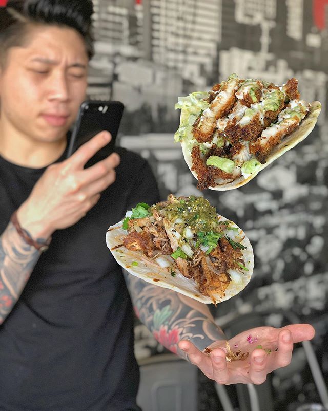 If you squint hard enough it kinda looks like  @theirregularlens is going to drop these tacos 🌮 ift.tt/2XTGUxi
