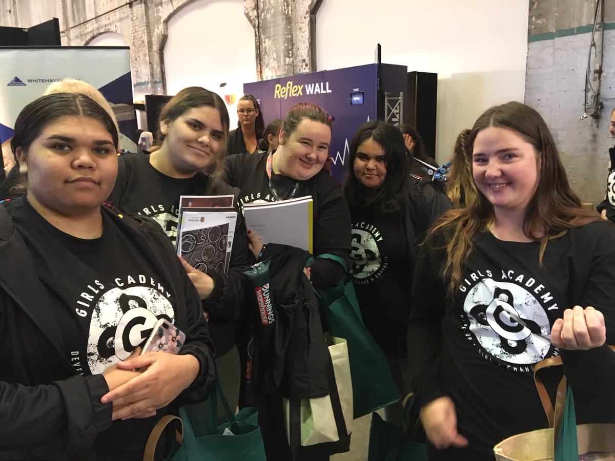 More great scenes from the #GirlsAcademy Year 12 Summit, including the huge Careers Expo and the amazing performance of the Bangarra Dance Theatre company performance the girls enjoyed at the Sydney Opera House.
#IndigenousCareers #IndigenousJobs #NAIDOC #NAIDOCWeek #Sydney (1/2)