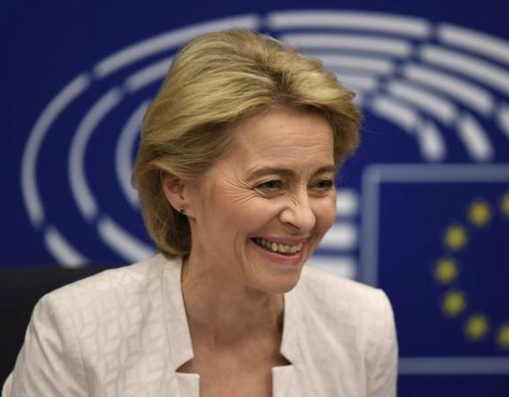 PIUE10's tweet image. Nos meilleurs voeux à Mme @vonderleyen pour son élection à la présidence de la @EU_Commission Vive l’#Europe! #UE #EU