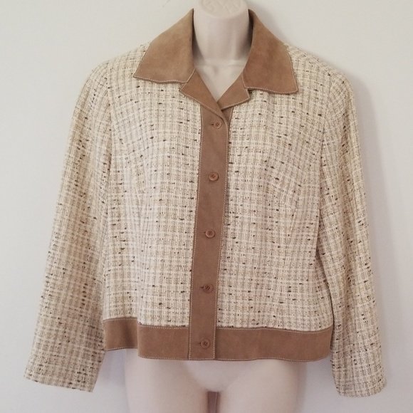 Shellie65722511's tweet photo. So good I had to share! Check out all the items I'm loving on @Poshmarkapp from @RAWFashionFinds @Sidewalkskater #poshmark #fashion #style #shopmycloset #boutique #ddcollection #vincecamuto: https://t.co/d67Hqx42Td https://t.co/N8Z0BcwE3e