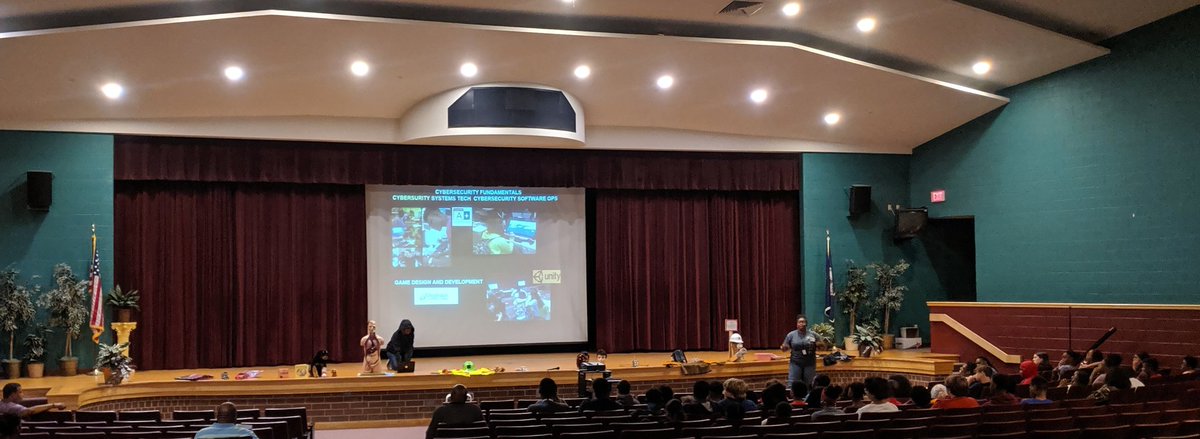 SPS_LAUNCH's tweet photo. Future architects and technicians are in OUR program!
Thanks to @RRMMArchitects and @CCAPsps we're able to show our #LAUNCH19 students the variety of career options available now, and into the future. https://t.co/aQRAYx2Zfz