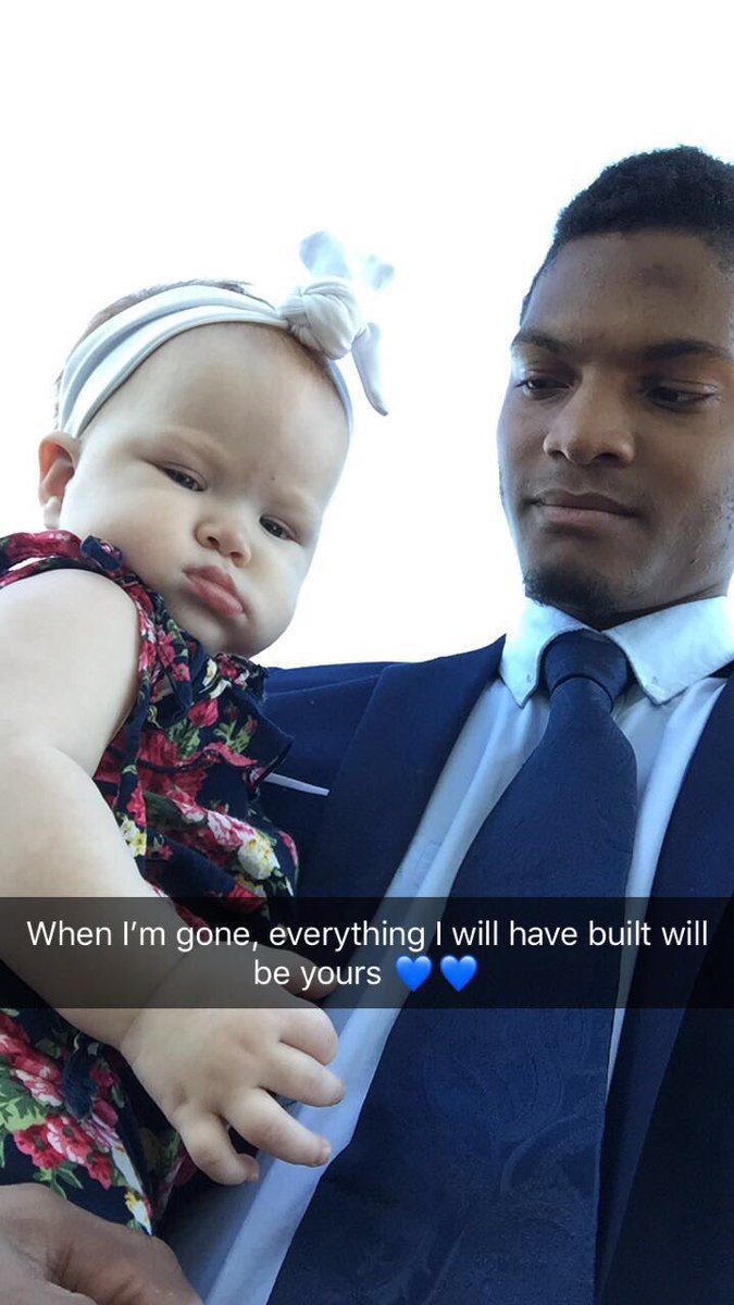 jaymoney312014's tweet photo. To get to her, you gotta go thru me. And you will never get thru me💓 https://t.co/mbXzHAf8TW