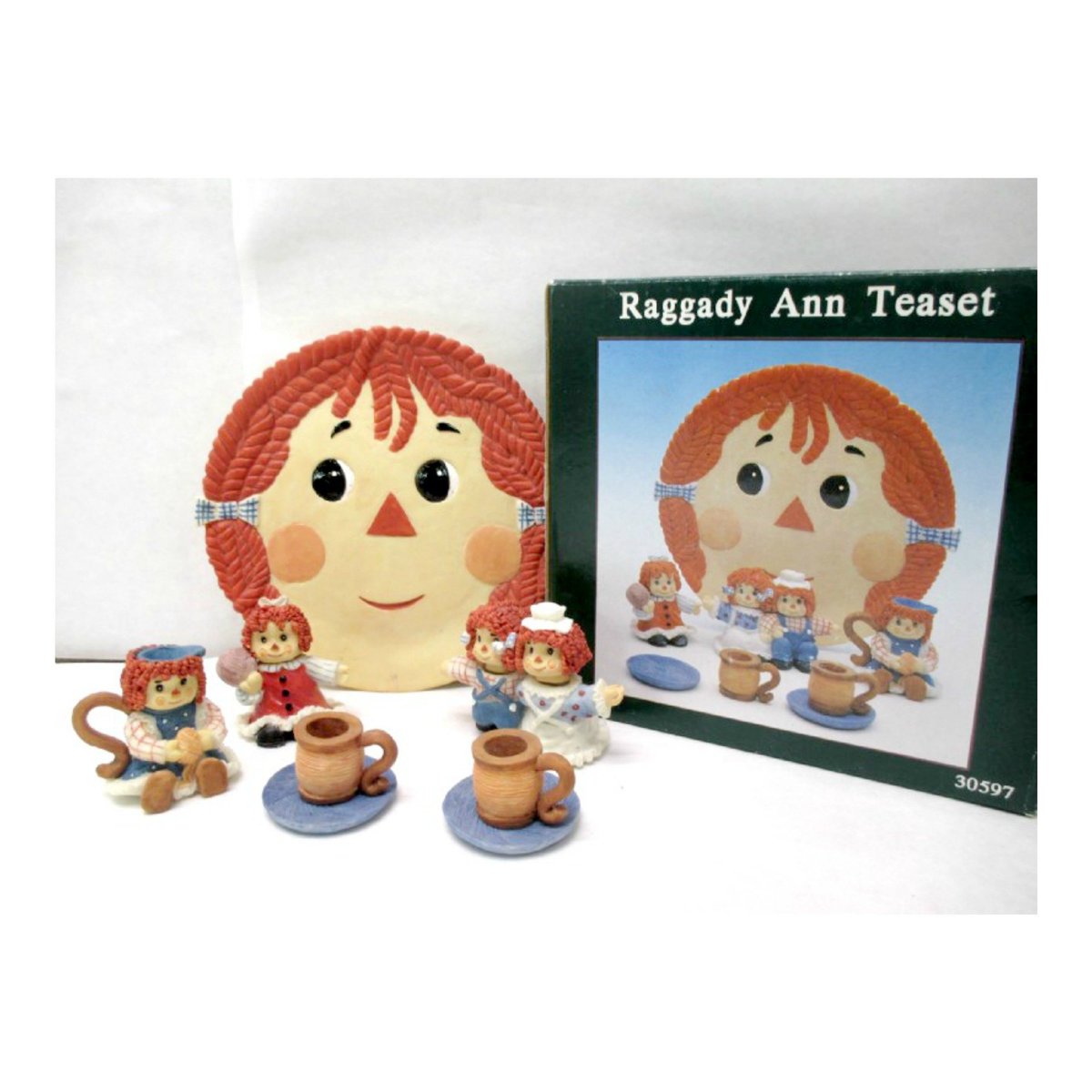 JunkYardBlonde's tweet photo. Vintage Raggedy Ann & Andy Mini Tea Set 8 Pcs in Original Box 1990s https://t.co/d5t0GdOSXv #toys #children #vintage #vintageminiteaset #miniatureteaset #dollhousedishes #resinteaset #raggedyannandandy #raggedyannteaset https://t.co/go2ee5PcEd