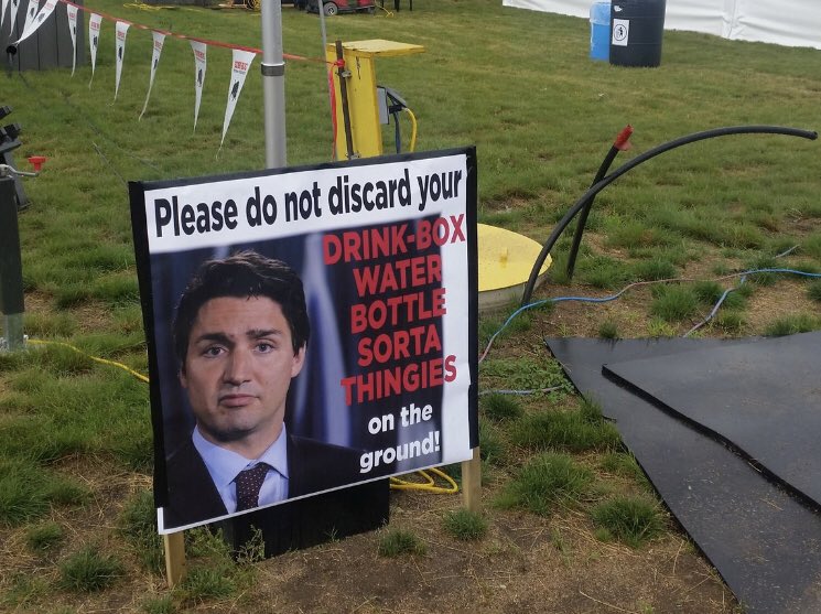 InputsCanada's tweet photo. Has anyone seen this pic on #AgTwitter yet!? #1000thtime #stillfunny #Alberta #Manitoba #Saskatchewan #aginmotion #aim2019 #spray19 #TrudeauMustGo #drinkbox #albertaag #saskag #manitobaag https://t.co/CrEdSlRHxN