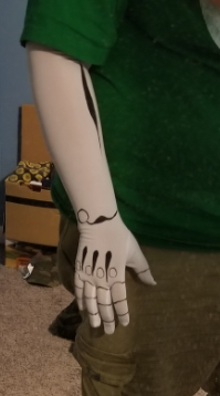tenderlytony's tweet photo. Making my Ruben outfit and watching #doodletones dskljgkdg #undertale #undertalecosplay https://t.co/9PZ17lYe4O
