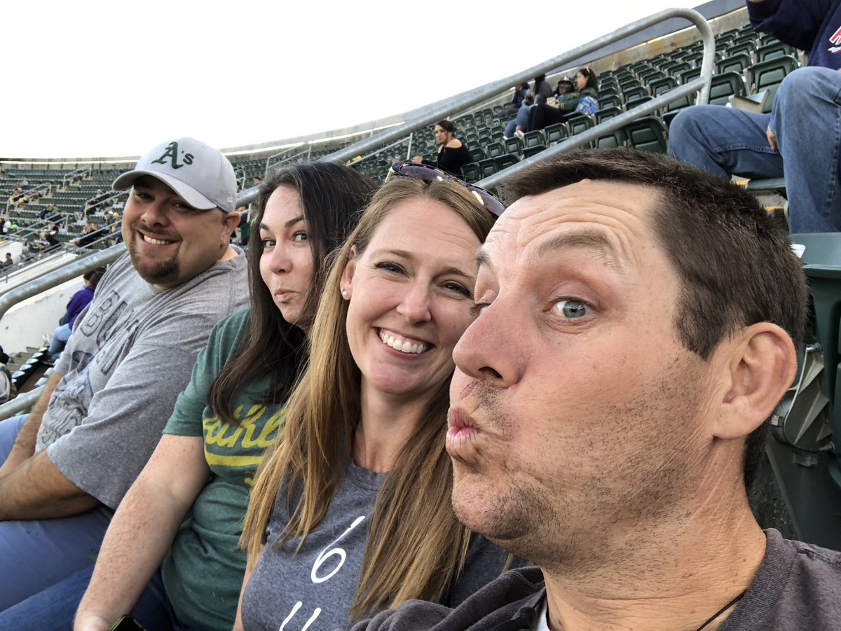 teachmoore618's tweet photo. #atthecoliseum https://t.co/cJeB8JGgca