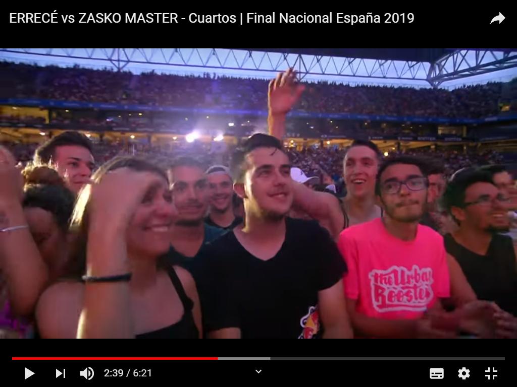 estaba viendo la redbull Batalla de los Gallos y de repente la <a href="/SoulsTRK/">SoulsTRK</a> con su carita persuasiva xd