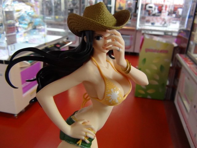 ユーズランド高岡店 プライズ情報 ワンピースからglitter Glamorousシリーズニコ ロビンのフィギュアを入荷致しました 水着姿でとても美しく立ち姿がかっこいい感じのフィギュアとなっております 是非お早めに ワンピース ニコロビン ロビン