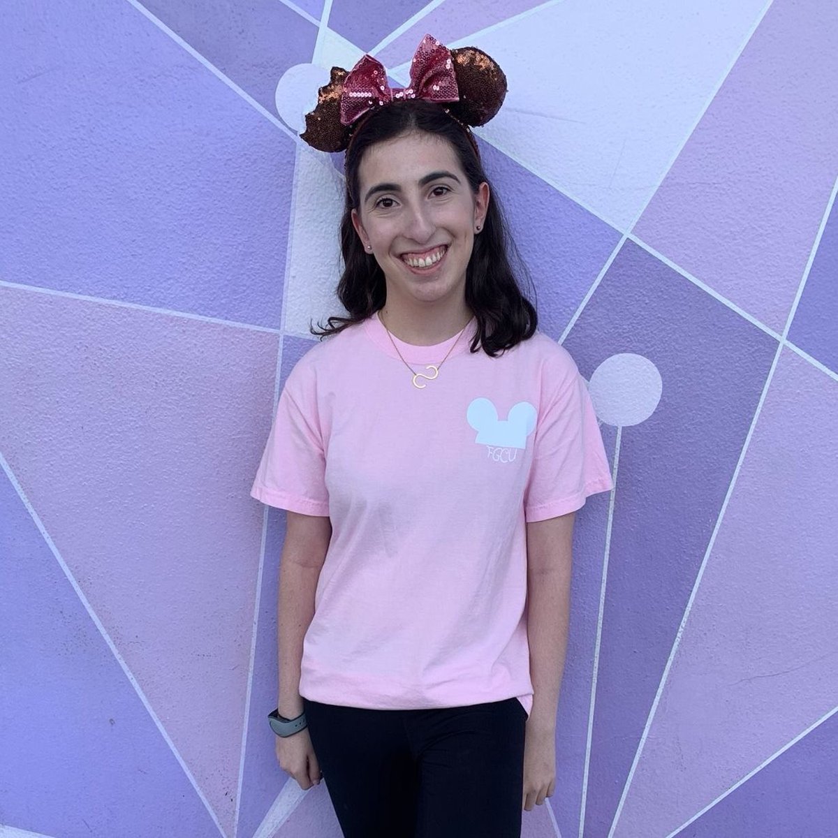 happy birthday to this disney lovin’ sister!! your positivity and friendliness lightens up our chapter✨✨✨