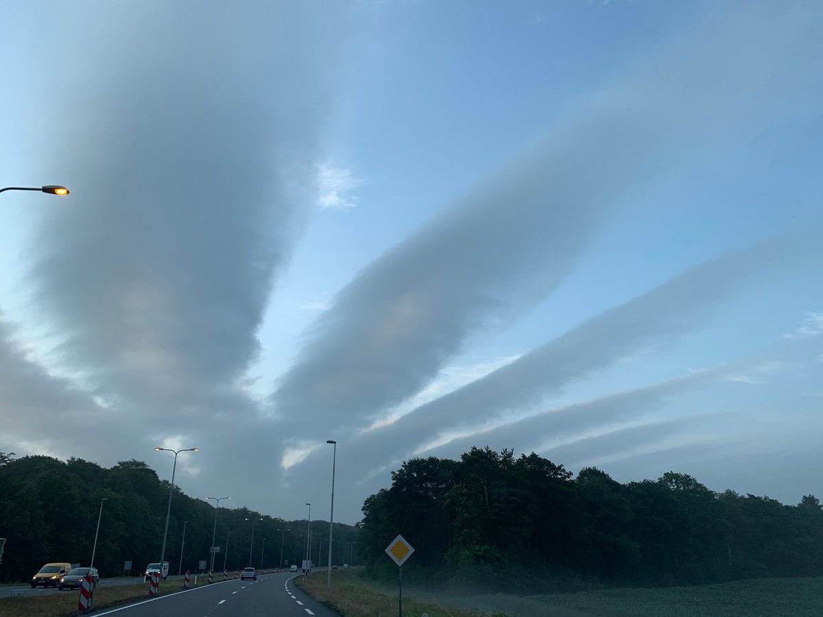 Mooie wolken <a href="/WilliamHuizinga/">William Huizinga</a>⁩