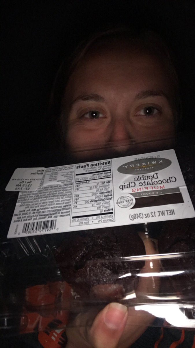 Emma goes on a late night Kwik Star run because of a muffin crave