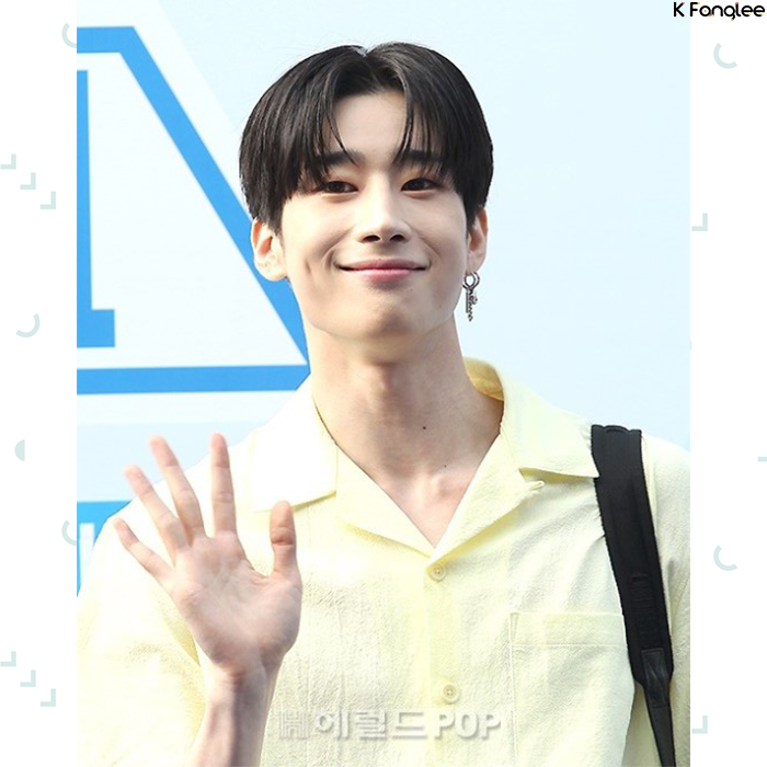 k_fanglee's tweet photo. ‼️Pro Kontra K-netz Tanggapi Wajib Militer Seungwoo Produce X 101‼️

Lihat berita 👉https://t.co/TXBUsG4wu9

#zonakorea_produce101 #fyikorea #producex101info #infoproducex101 #fyikorea_producex101 #wowfaktakorea #hanseungwoo #seungwoo #victon #victonseungwoo #hanseungwooproduce https://t.co/kzfqUuI4PN