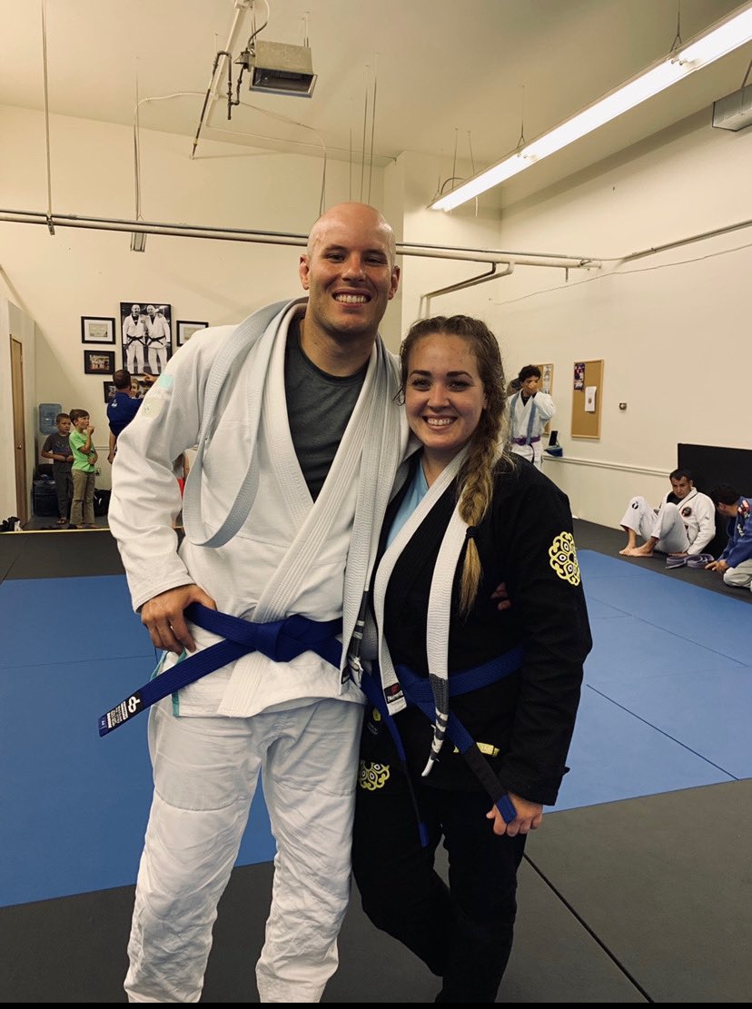hunt5588's tweet photo. Big day for us! #bjjfam #vibebjj #bluebelts #magicpowers #stillgottappedamilliontimes #mywifeissocool https://t.co/WNc95nmUFb