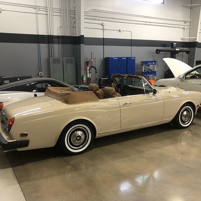BrucePetersenBB's tweet photo. What a gorgeous car
#
#rollsroyce #classiccars #luxuryautoworks #aptguy https://t.co/z9zLTrjZfS https://t.co/E5ZEJ4DfD8