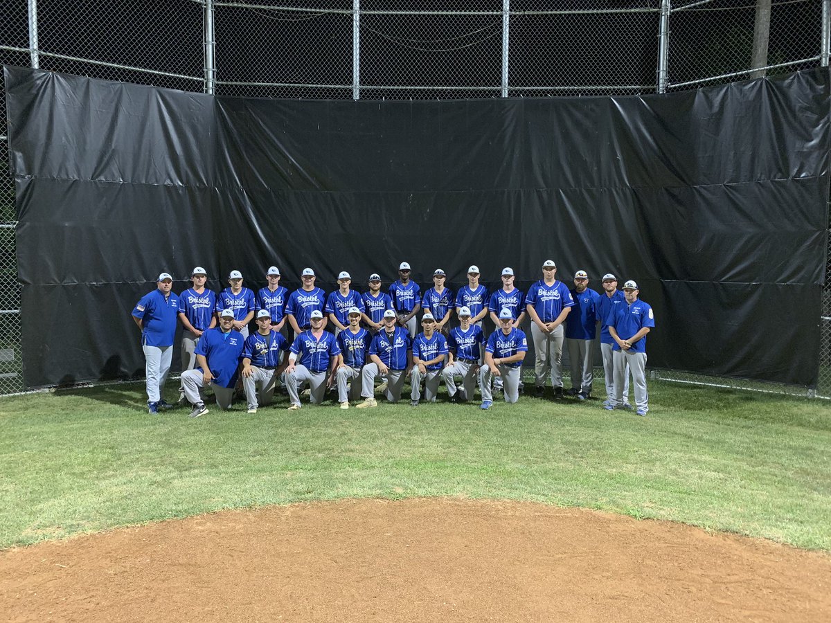 BristolPost382's tweet photo. Couldn’t be prouder of a group of guys than I am right now. These kids gave everything they had the last 5 days. I’m glad they were able to see it through and earn a spot in the Region 3 tourney. #Jays #Post382 @lblegion @palegionball https://t.co/5Ds76NGj8h