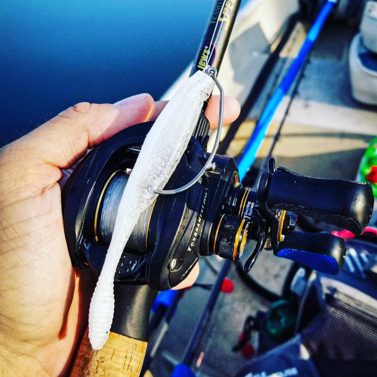 grandefishing's tweet photo. 📸credit @debos_fishing - 5” AirTail Flash Bait Ball #grandefishinglures #airtailflash #moreoptions #bassfishing https://t.co/sAw0iajbs6
