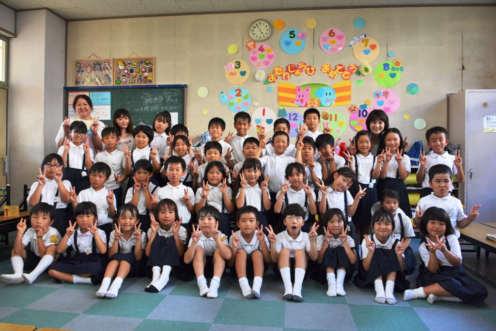 福山市 公式 福山のテレビ情報 びんご姫のふくやま福さがし 7 17 水 18 55 の放送は 放課後児童クラブスタッフ募集 放課後児童クラブは 保護者が昼間家庭にいないときに 子どもたちが過ごす施設のこと 今回は光小学校のなかよしクラブの