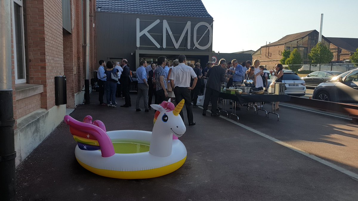 KM0_info's tweet photo. KMØ accueille tous les jours près de 500 personnes pour travailler, étudier, créer? Imaginer. 35 événements pro depuis mars 2019... https://t.co/n5ZZ2dfzmJ