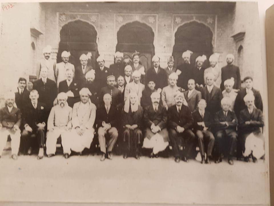 Elected members of the first Legislative Assembly of KP in 1932. 
#kakakhel #miangan #historicalpics