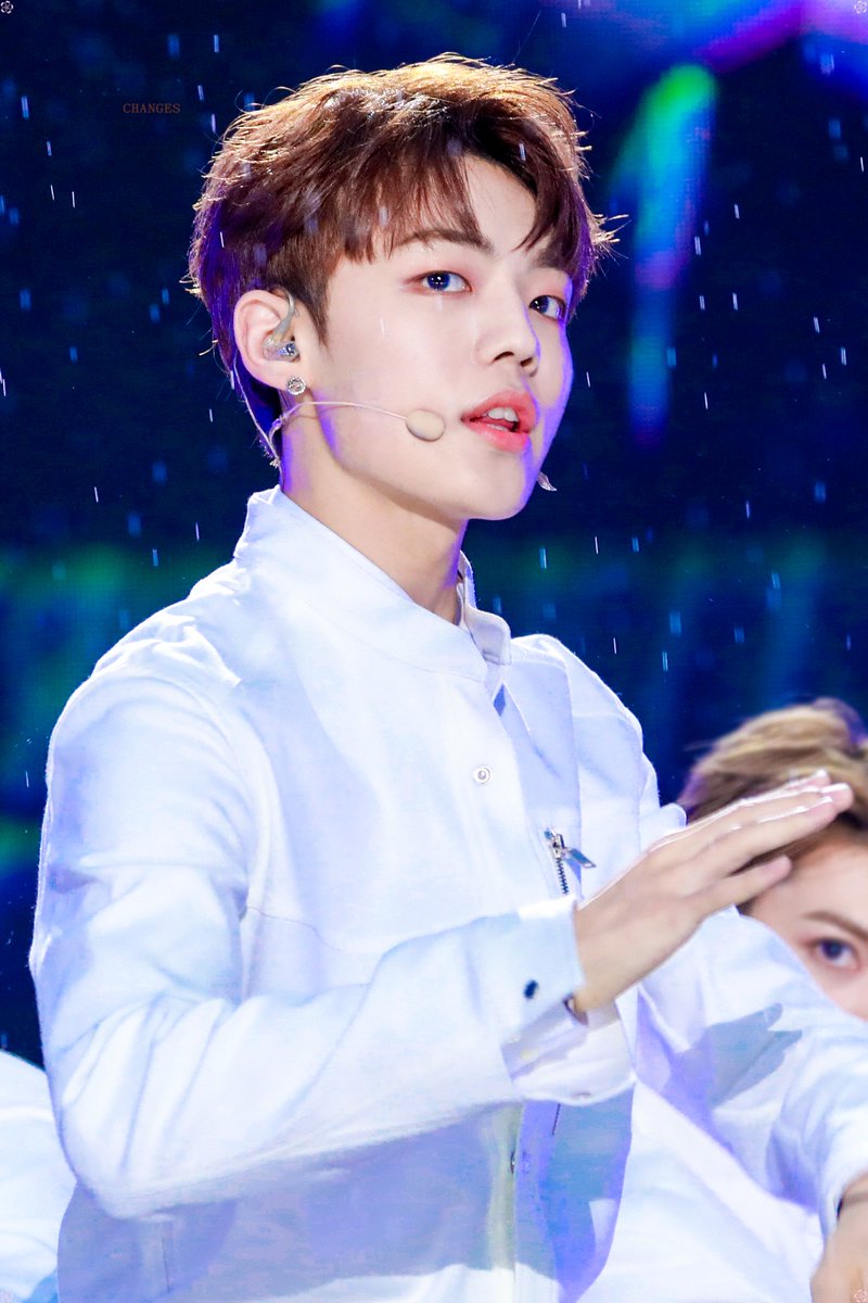 CHANGES1231's tweet photo. 180512     - DREAM CONCERT -

#찬 #CHAN #강유찬
#ACE #에이스 https://t.co/IIoILCB9H9