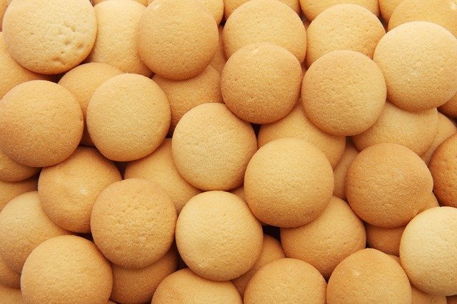 CetraroInRete's tweet photo. I #biscotti del prete di antica derivazione contadina e che si preparano sono soli 3 #ingredienti.... ☀️🥛🍪
https://t.co/VKkiHFQrWb
#facili #veloci #ricetta #biscottisecchi https://t.co/aCIWylJBmY