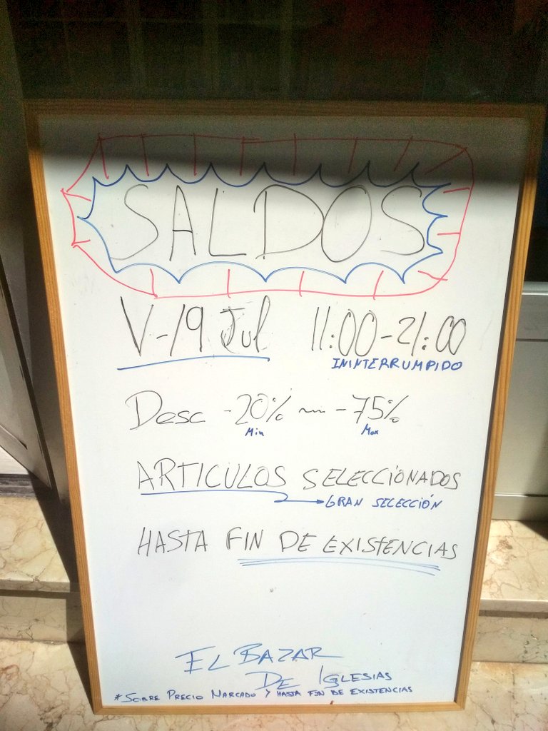 bazar_iglesias's tweet image. Este viernes estaremos haciendo limpieza de stock. Visítanos y agarra algún chillado para casa. Estaremos en horario ininterrumpido de 11:00-21:00 ¡Se agradece difusión!