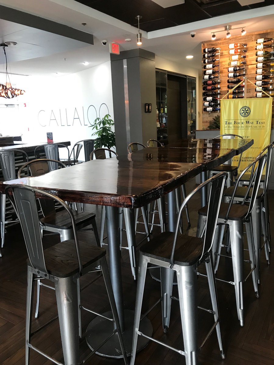 CallalooStPete's tweet photo. The puuuuurfect spot for meet-ups, luncheons, and small mixers!
#BanquetStyle
#MixerStyle
#TransformTheRoom
#Mixer
#Meet&Greet
#Dinners
#NaturalLight
#OnTheDeuces https://t.co/6B6tlkUwXF