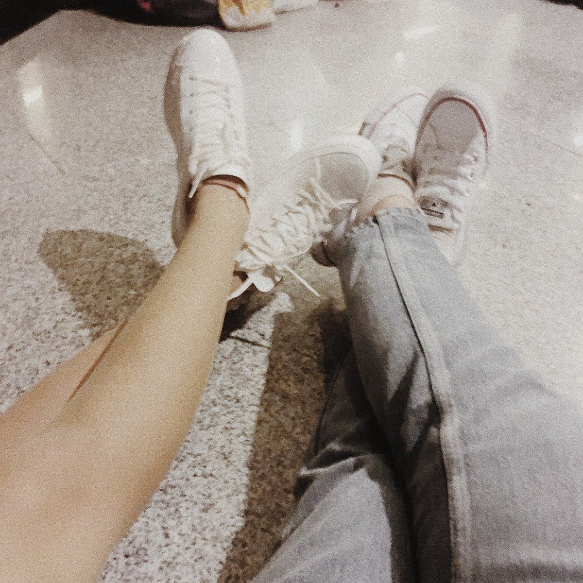 แฟนนีน tweet media