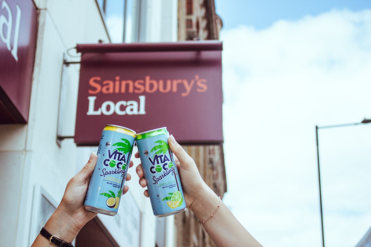 VitaCocoUK's tweet photo. Things to celebrate: your lunch break!
Head down to @Sainsburys, @Tesco or @CoopUK to pick up your new favourite lunchtime treat.
Cheers to that ๐ฅ
#BubblesWithBenefit #PoweredByCoconuts #FeelGoodFuel https://t.co/5lJJifepY5