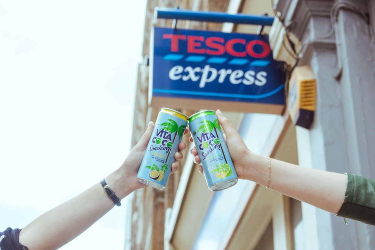 VitaCocoUK's tweet photo. Things to celebrate: your lunch break!
Head down to @Sainsburys, @Tesco or @CoopUK to pick up your new favourite lunchtime treat.
Cheers to that ๐ฅ
#BubblesWithBenefit #PoweredByCoconuts #FeelGoodFuel https://t.co/5lJJifepY5