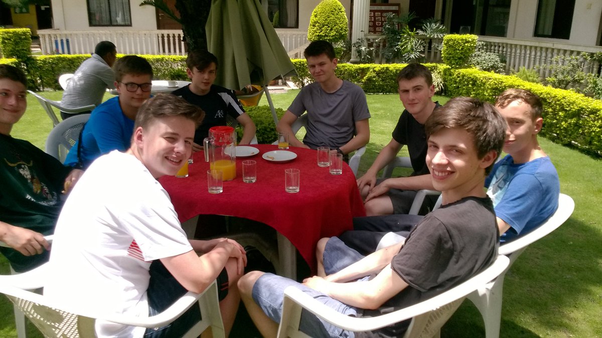 Alan Holmes tweet media