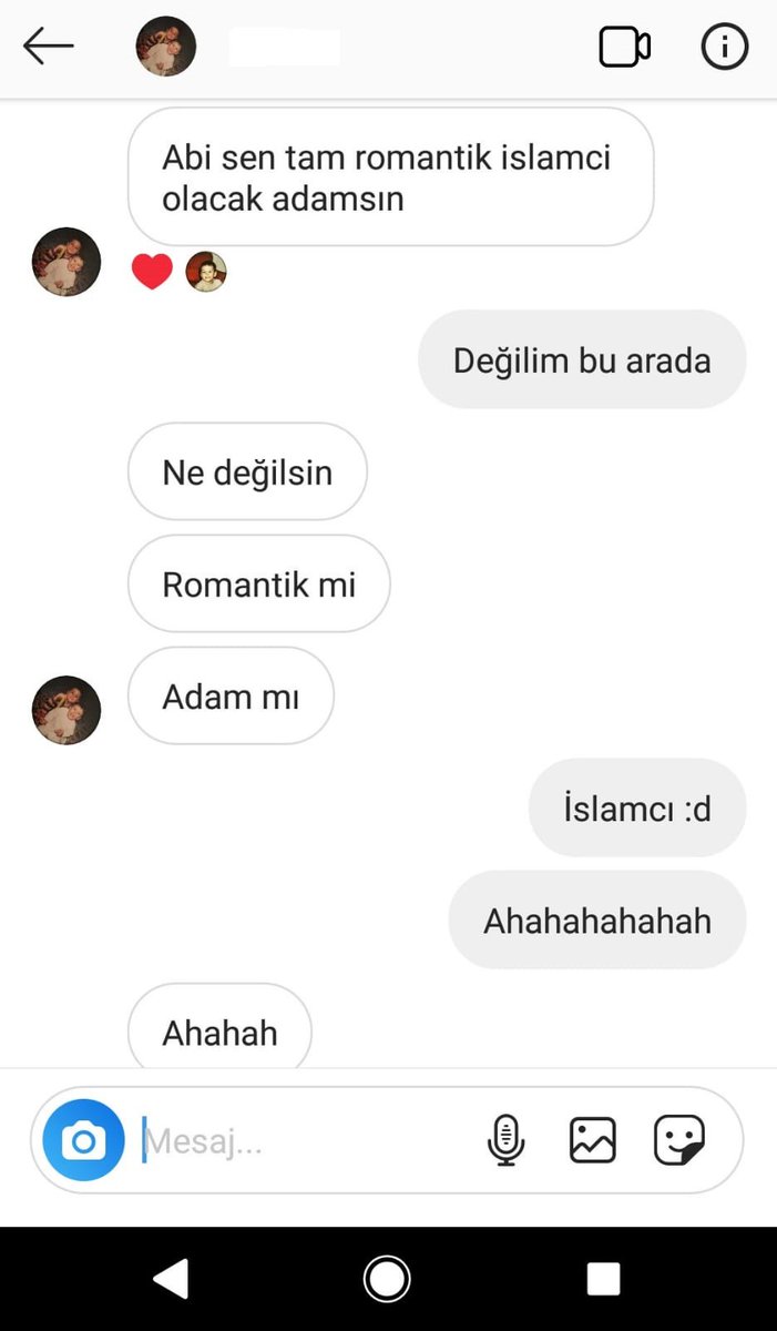 Düz Müslümanız kardeşim, modernleşme sürecinde ortaya çıkmış absürt kavramlarla yormayın adamı..