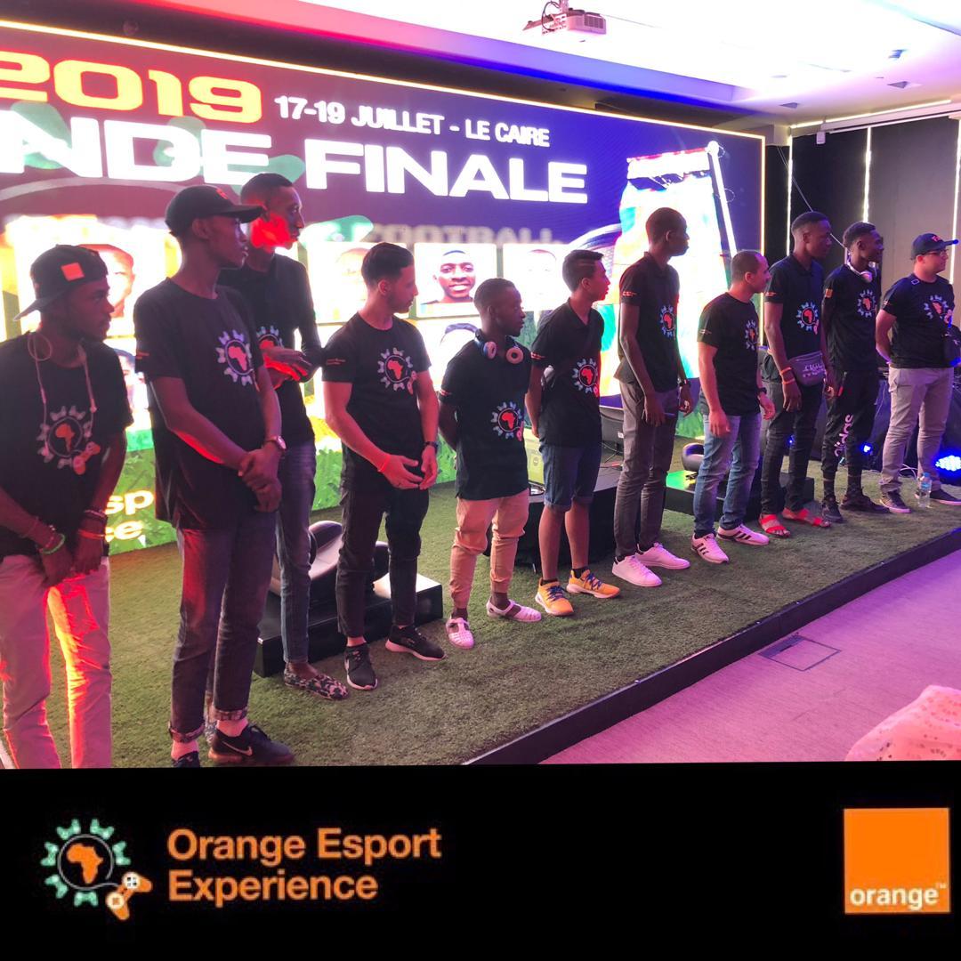 OrangeEsportEXP's tweet photo. #OrangeEsportExperience Egypte 2019 - TOP C'EST PARTI.
Suivez en live #Thread toute la finale.
https://t.co/HEm6XBdwZW https://t.co/dWRSr4f5FM