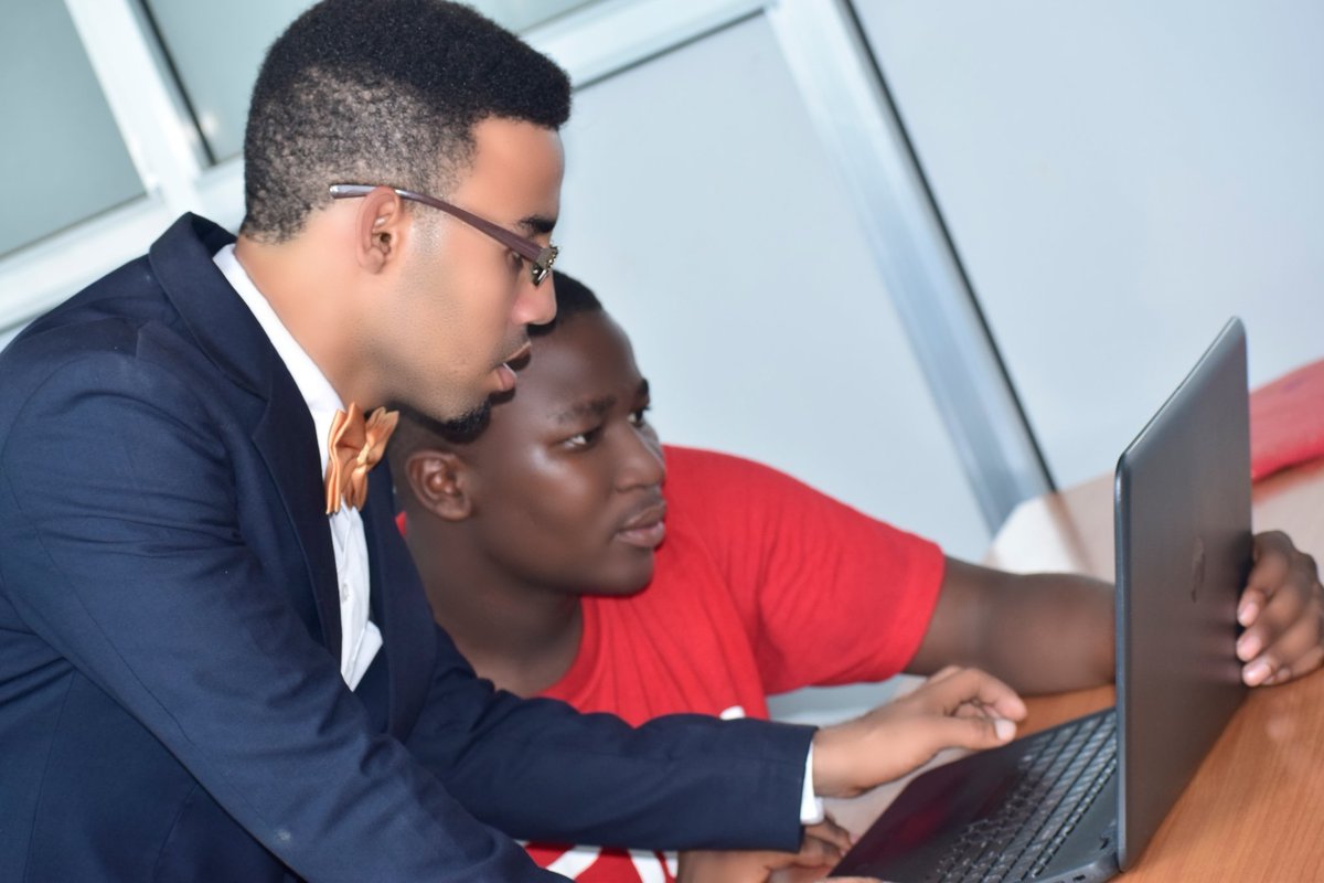 FreedomGraphix's tweet image. Ps Ai