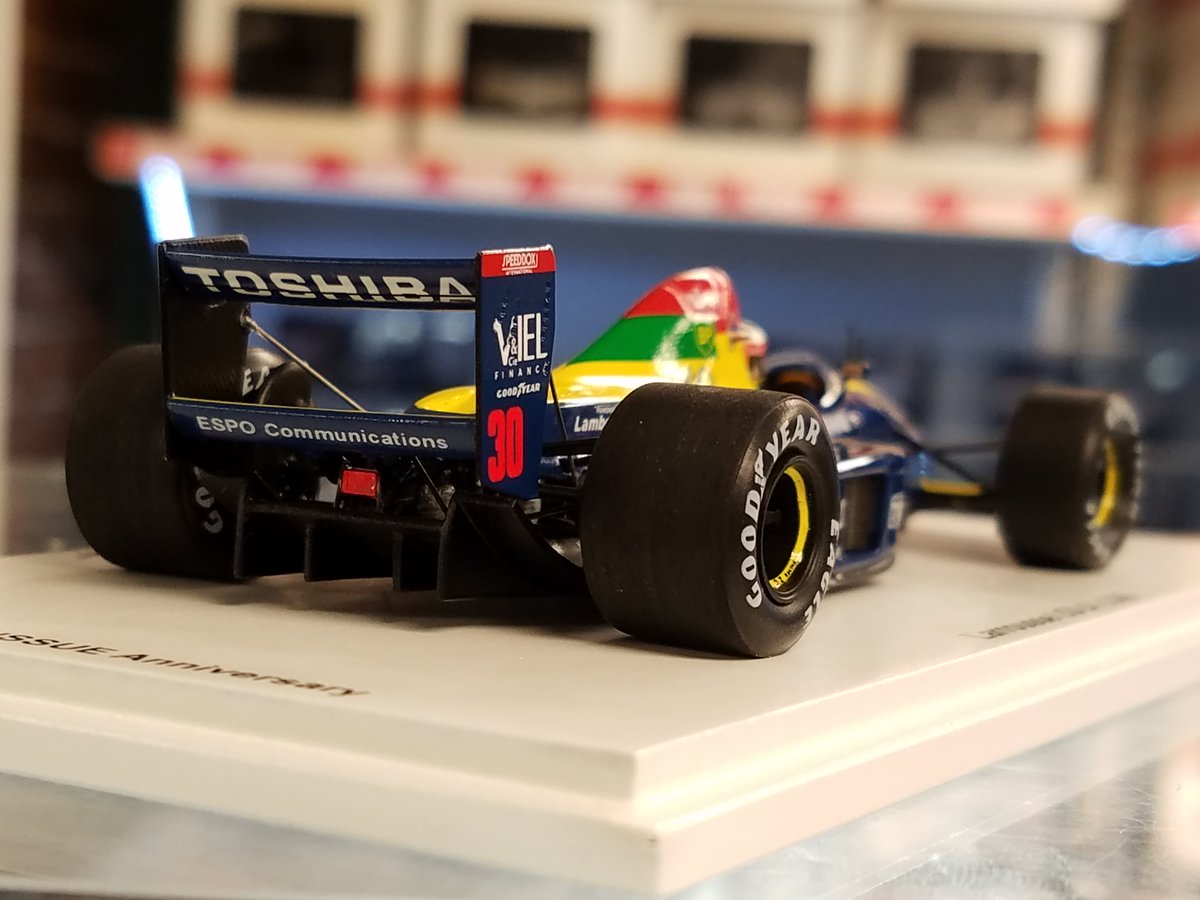 ミニチャンプス F1 エスポラルース 鈴木亜久里 世界限定3636個 Amazon