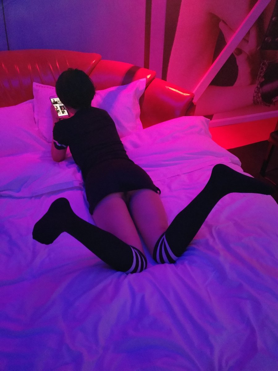 flypig028's tweet photo. 看了一下是好久没有发推了。最近估摸着想活动一下。川A的。夫妻单女报名报名哈。单男勿扰。。。私信私信 https://t.co/kkUoExqnvc