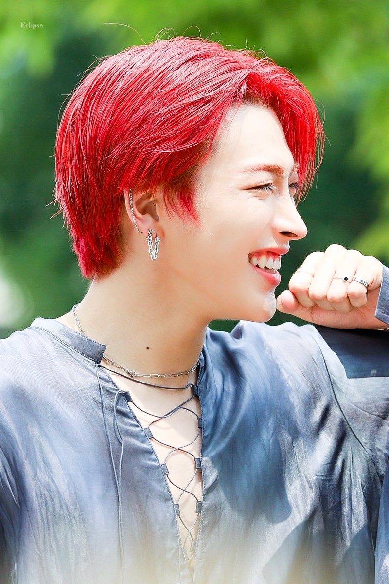 eclipse_1107's tweet image. 190713

그대 미소에 봄이 돼줄게요

#ATEEZ #HONGJOONG #에이티즈 #홍중 #One_To_All #ILLUSION #WAVE #AURORA @ATEEZofficial