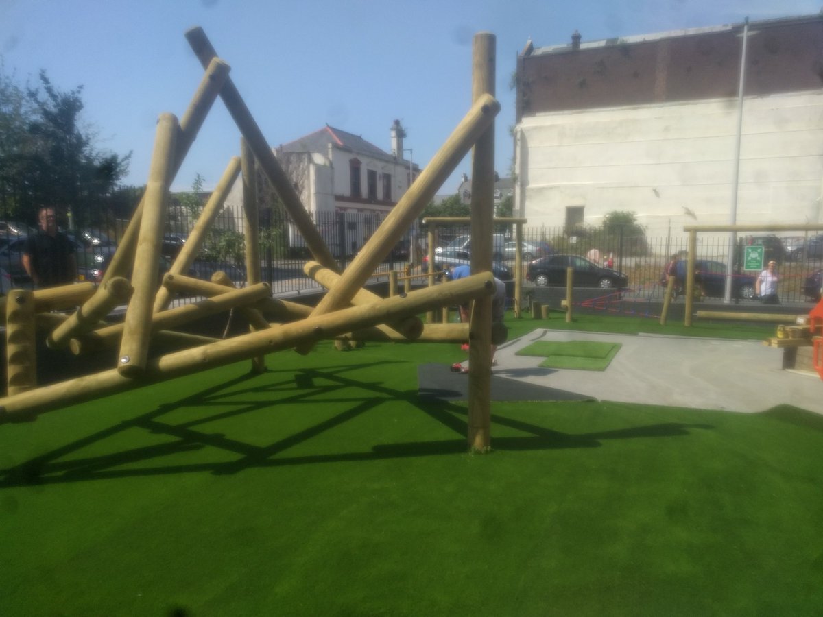 PentagonPlayUK tweet picture