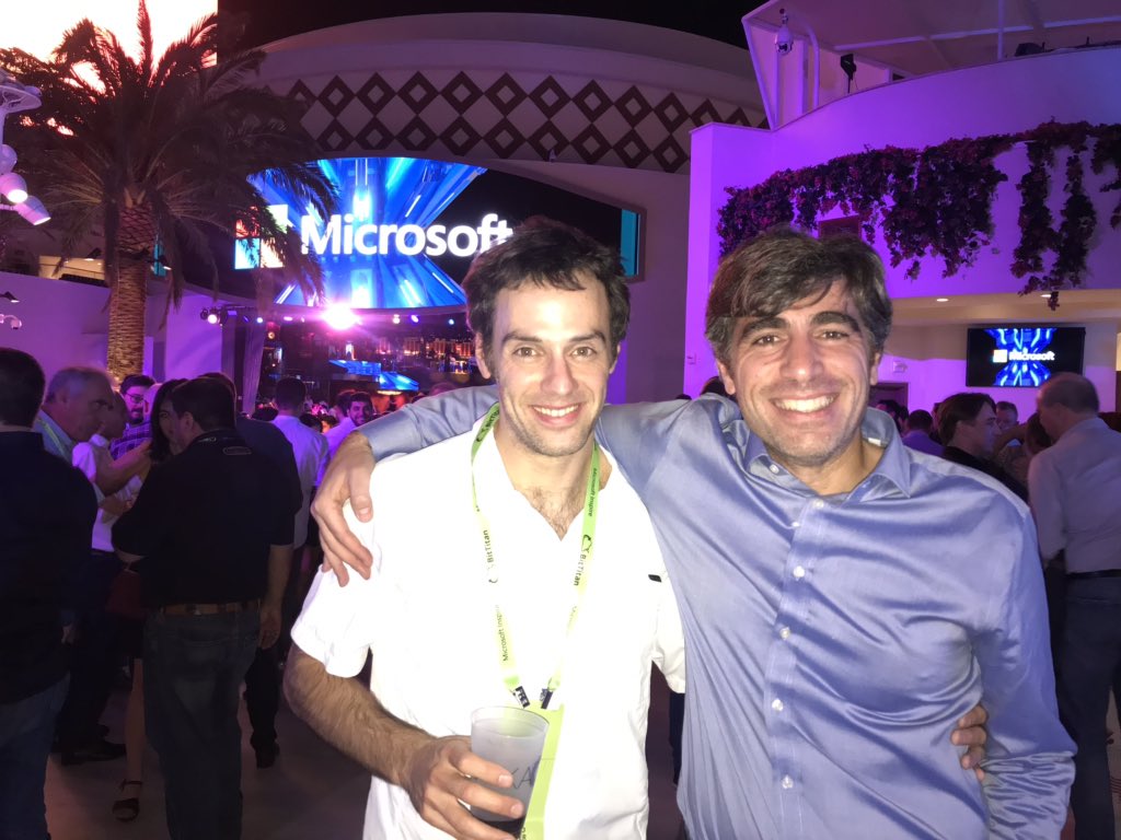 prismaretail's tweet photo. Tiempo de celebrar! Gracias @DiegoBek @lilimargui y @Microsoft por su apoyo. A seguir creciendo y celebrando juntos. https://t.co/PTddQez5DF