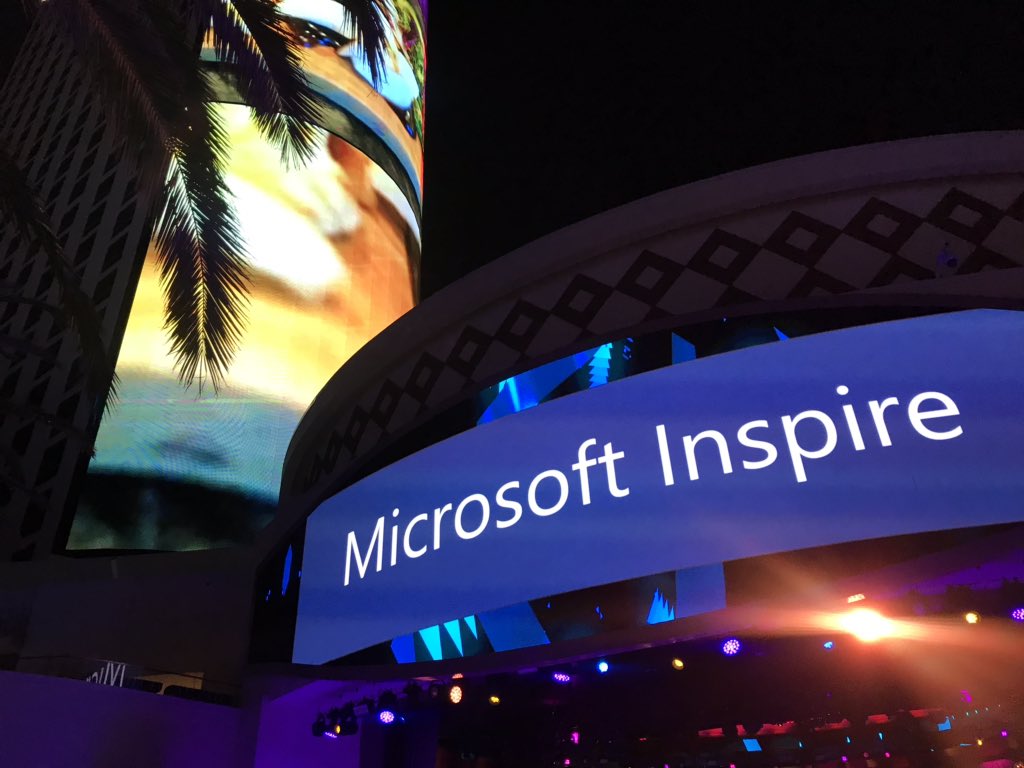 prismaretail's tweet photo. Tiempo de celebrar! Gracias @DiegoBek @lilimargui y @Microsoft por su apoyo. A seguir creciendo y celebrando juntos. https://t.co/PTddQez5DF