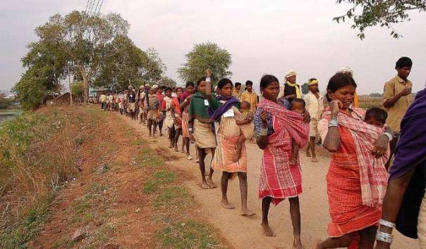 VBA_tweets's tweet photo. Nearly 2 million tribal people across the country are currently at the risk of eviction from various forestlands as they have failed to claim that they are forest-dwellers as prescribed under the Scheduled Tribes and Other Forest Dwellers (Recognition of Forest Rights) Act, 2006. https://t.co/P8uFlE4U1e