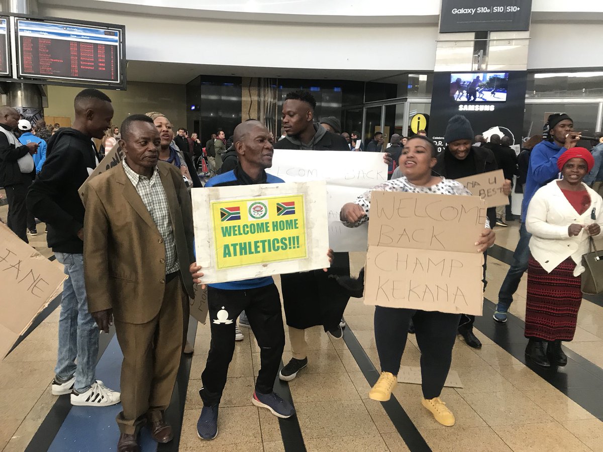 HloniMtimkulu's tweet photo. At OR Tambo to welcome back the @USSAstudent team that was at the World Student Games in Napoli, Italy.
Not everyone is back today, some have gone on to Korea for the Swimming World Champs, and others are staying for athletics in Europe.
@eNCASport https://t.co/loRsUhMlwE