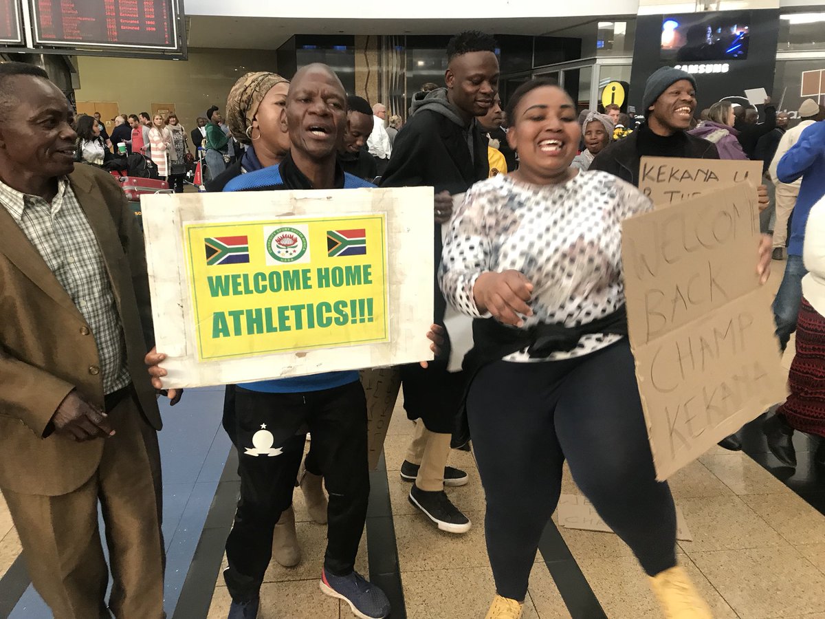HloniMtimkulu's tweet photo. At OR Tambo to welcome back the @USSAstudent team that was at the World Student Games in Napoli, Italy.
Not everyone is back today, some have gone on to Korea for the Swimming World Champs, and others are staying for athletics in Europe.
@eNCASport https://t.co/loRsUhMlwE