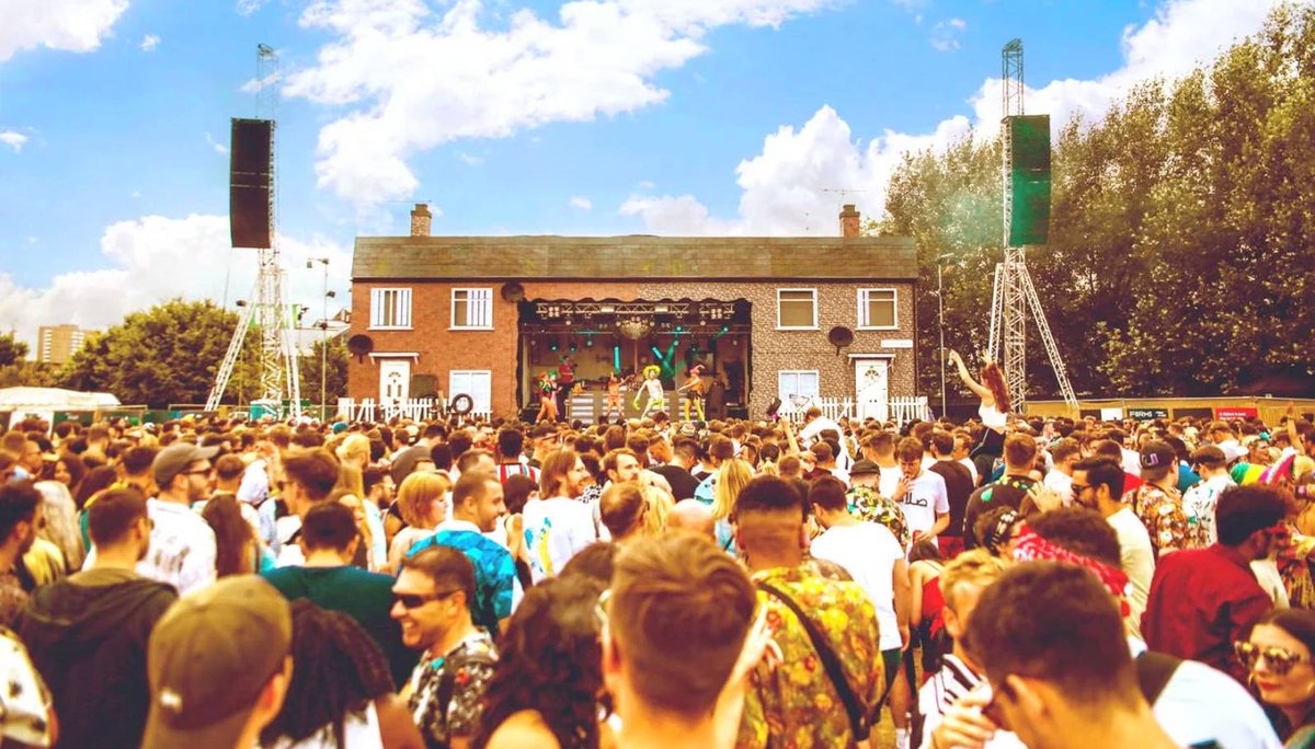 thedictionary's tweet image. 🤩🙋💙❤️💜 Less than a month to go until Art&apos;s House: A Lovely London Festival with PJ Harvey takes place!  If you need a place to stay, our #hostel is only 20 minutes away (using the trains and tubes! ) Easy-peesy!! 

ow.ly/YnOL50uThbk

#London #Festival2019 #hostelworld