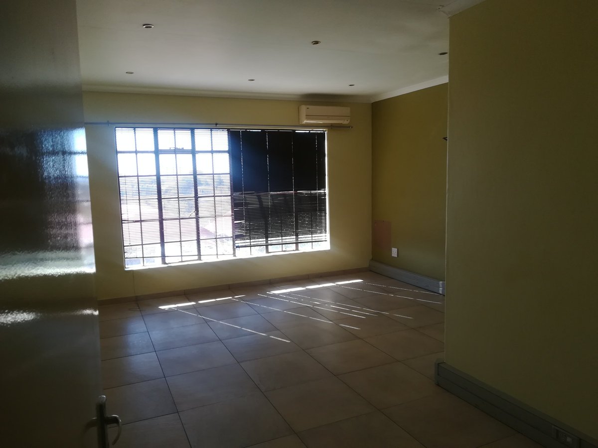 namibia_and's tweet photo. Windhoek west.
3 units of offices In an office complex to rent 
#unit A.2- N$4 350 per month 
#unit A.6-N$5 750 per month 
#unit A.5-N$4 350 per month

Water&amp; electricity is included, VAT included, cleaning common area service, free parking. 
All the offices have air conditioning https://t.co/8OqWFthUSr